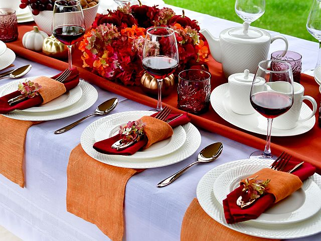 Jak wybrać idealną zastawę stołową do domu? Poradnik dla początkujących