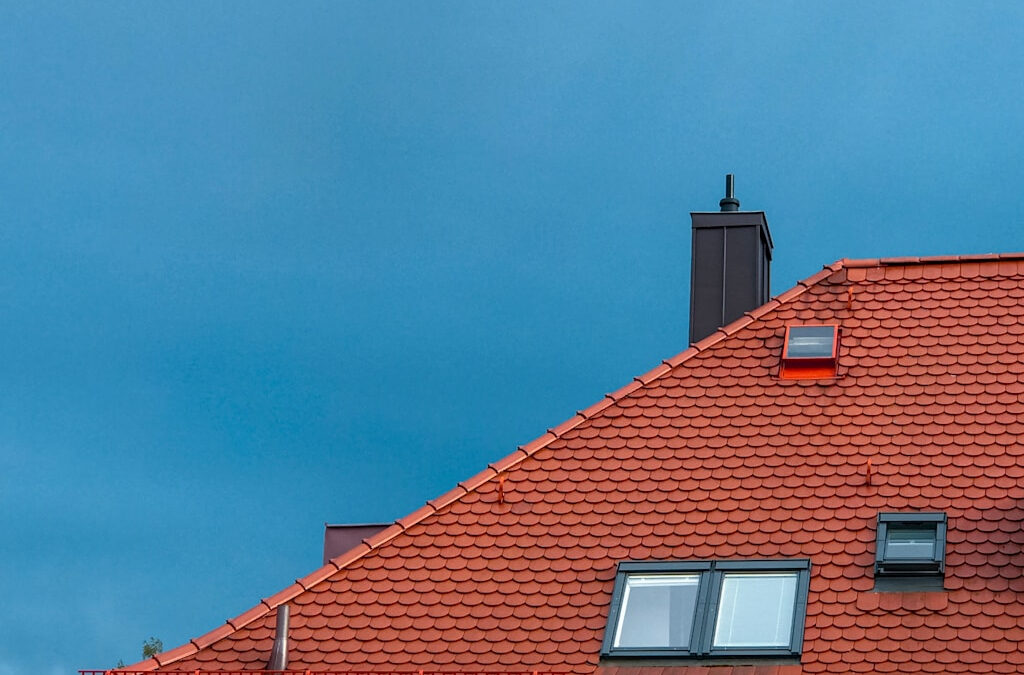 Podbitka – funkcjonalne i estetyczne wykończenie dachu