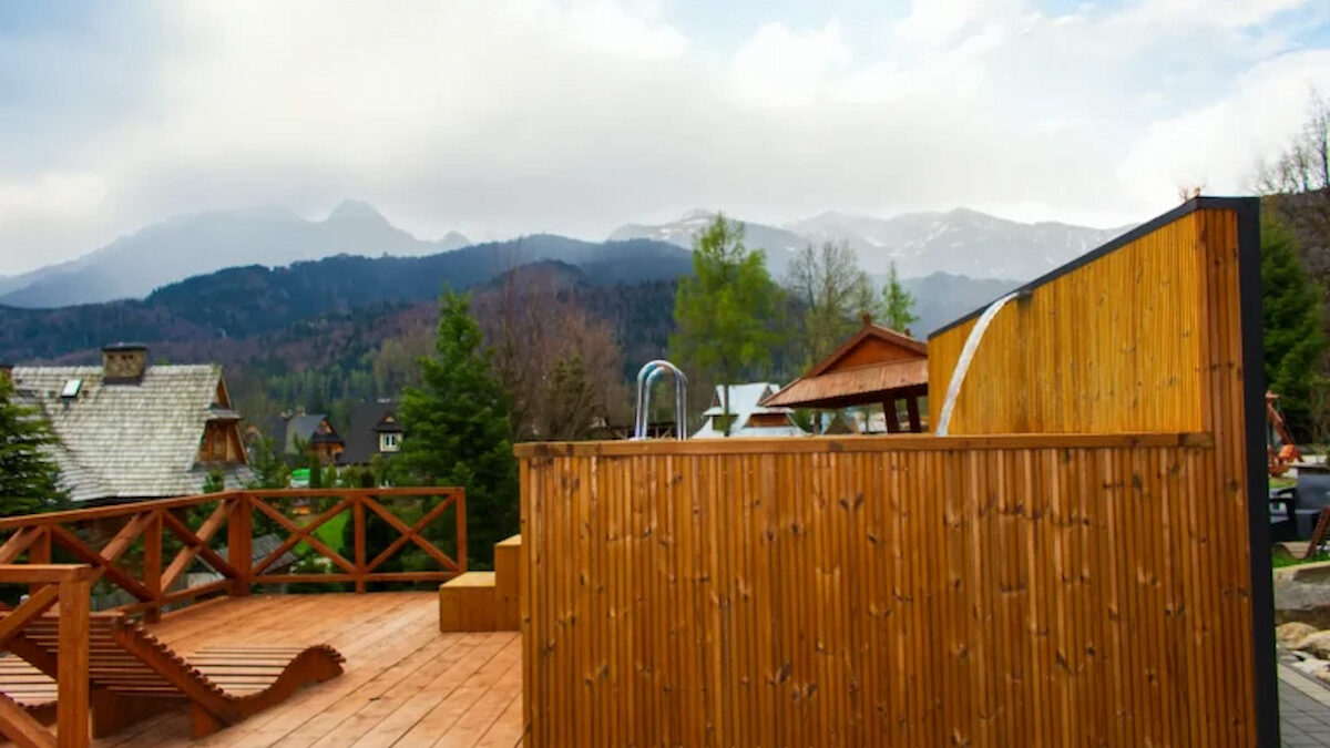 Baseny ogrodowe premium, za co naprawdę dopłaca kupujący